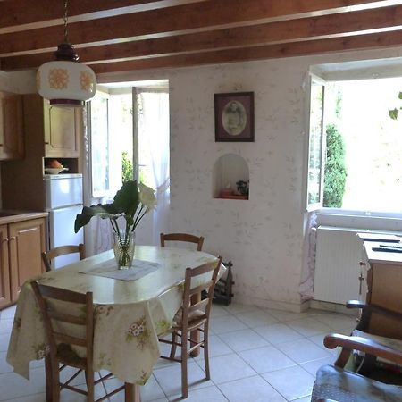 Au Coeur De La Campagne - Gite Non Loins D'Annecy- A 17 Min D'Annecy - Tout Pret D'Aix Les Bains Saint-Girod الغرفة الصورة